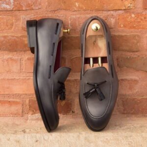 Elegant Grey and Black Loafers