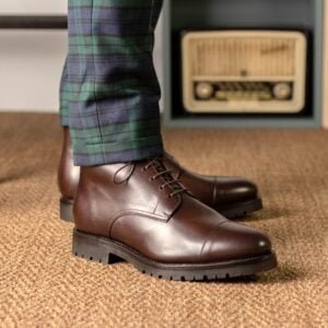 Versatile Dark Brown Jumper Boots
