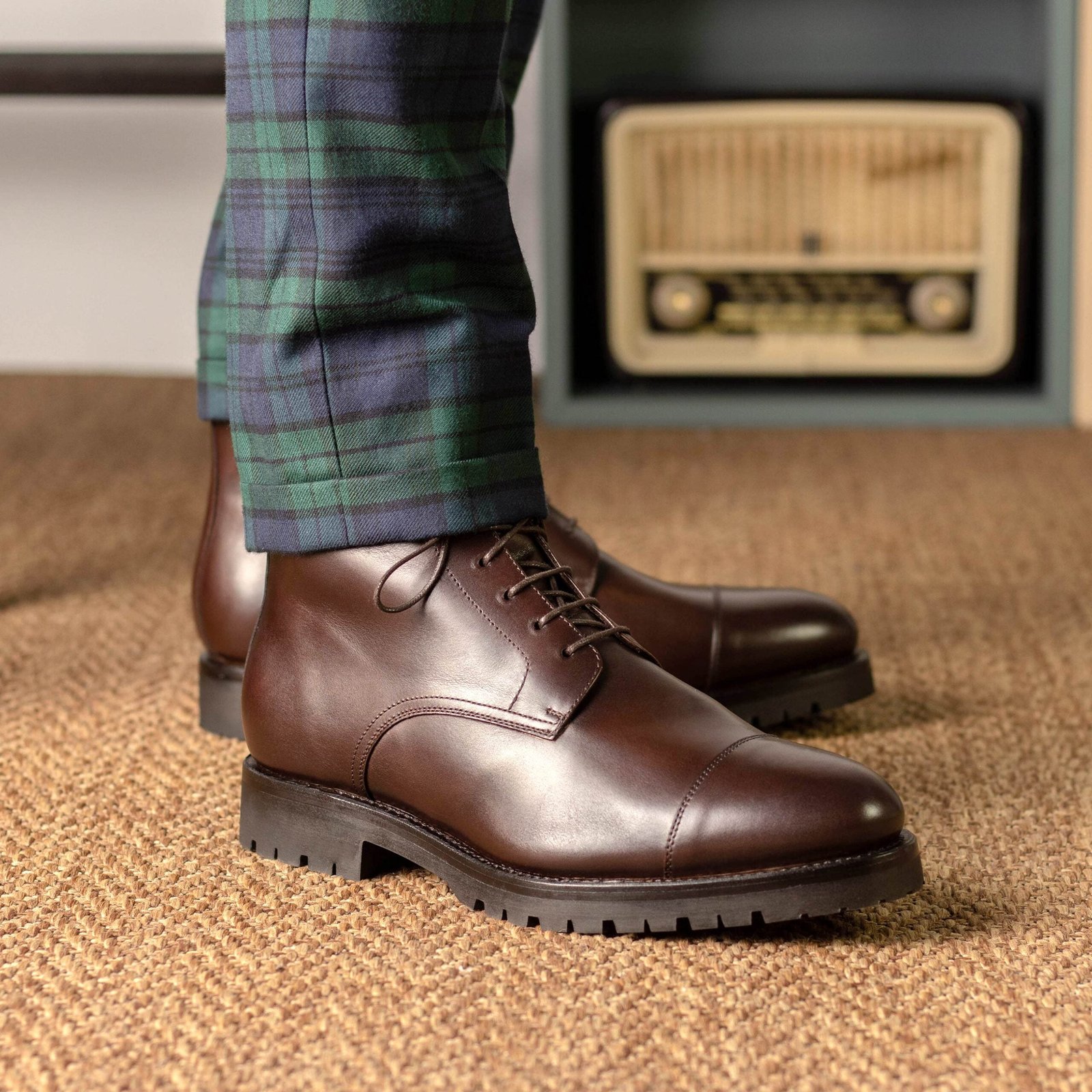 Versatile Dark Brown Jumper Boots