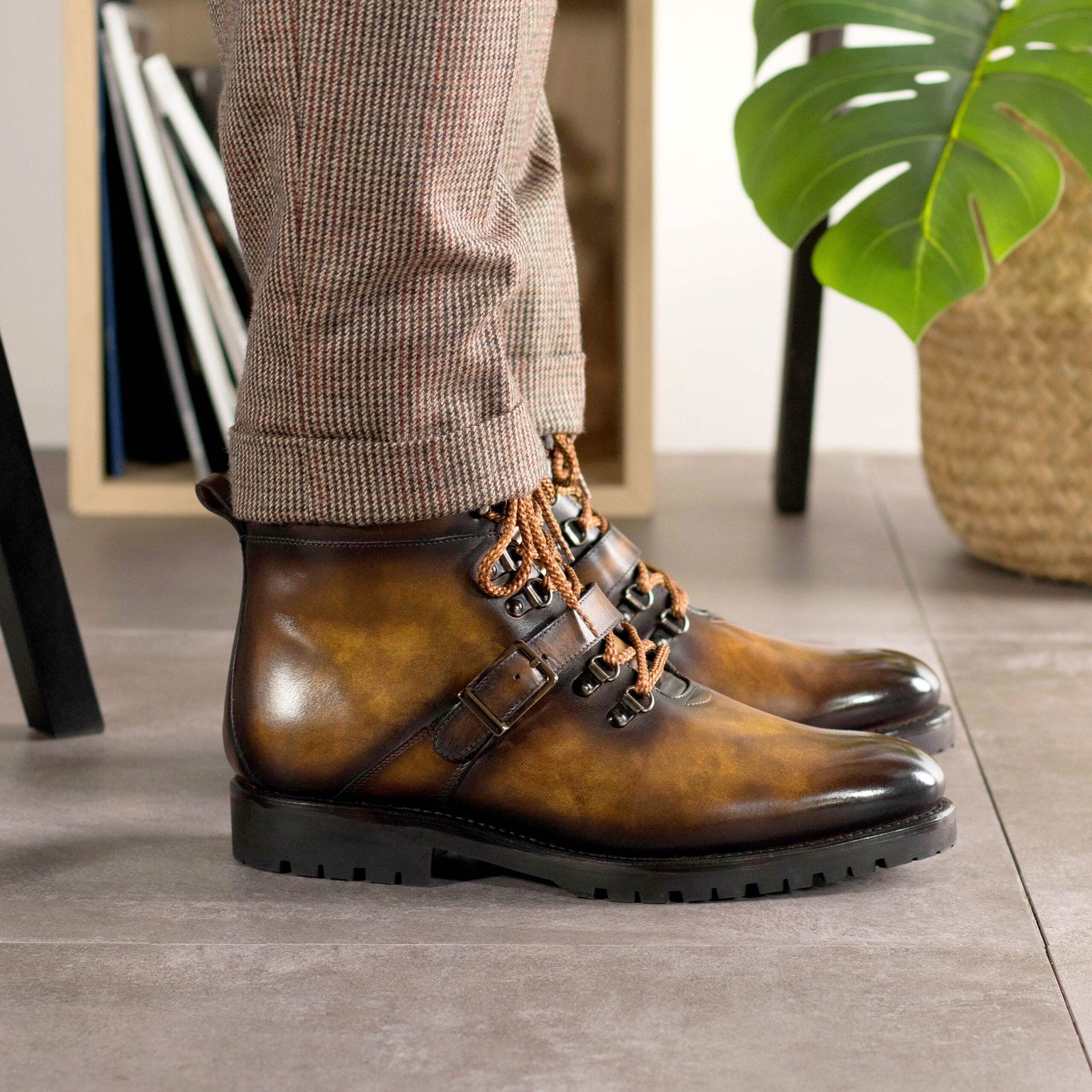 Tobacco Patina Commando Sole Hiking Boot